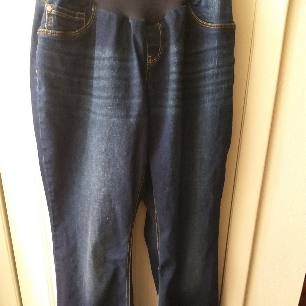 Plus size maternity jeans